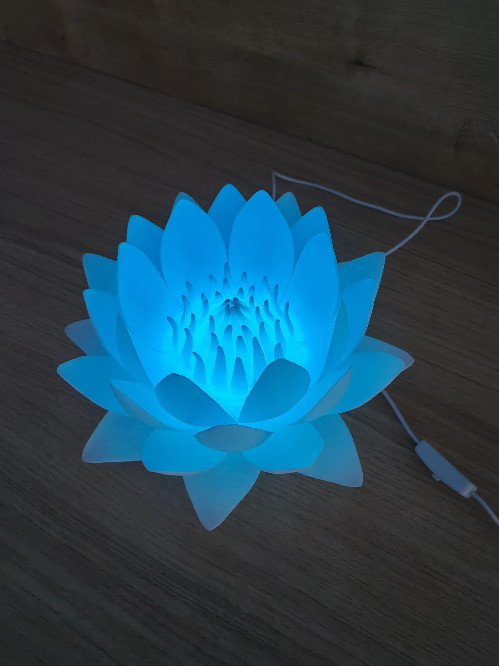 Lampe fleur de lotus LED RGB – photo 5